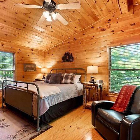 Lakeside Retreat Hot Tub Fishing Hiking Ellijay Esterno foto