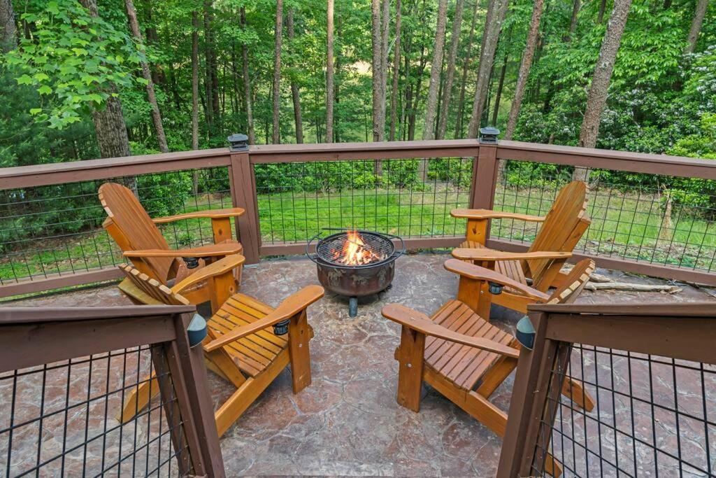 Lakeside Retreat Hot Tub Fishing Hiking Ellijay Esterno foto