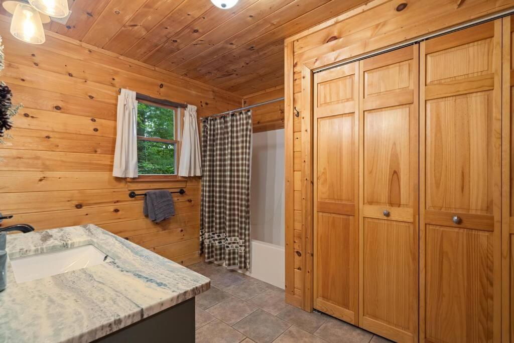 Lakeside Retreat Hot Tub Fishing Hiking Ellijay Esterno foto