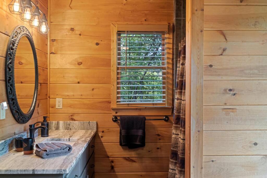 Lakeside Retreat Hot Tub Fishing Hiking Ellijay Esterno foto