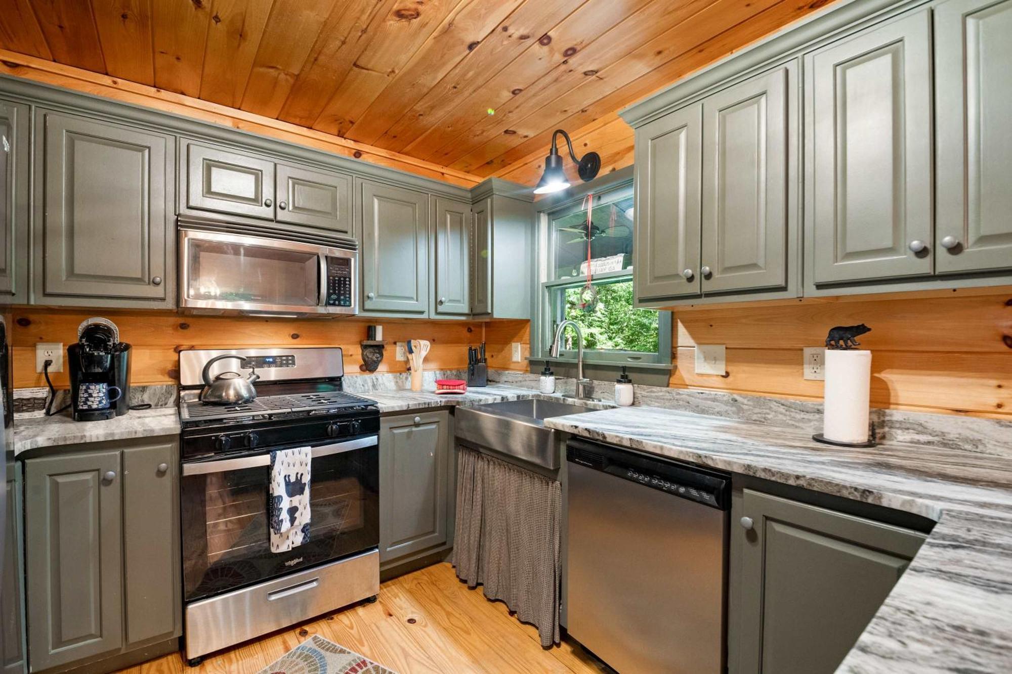 Lakeside Retreat Hot Tub Fishing Hiking Ellijay Esterno foto