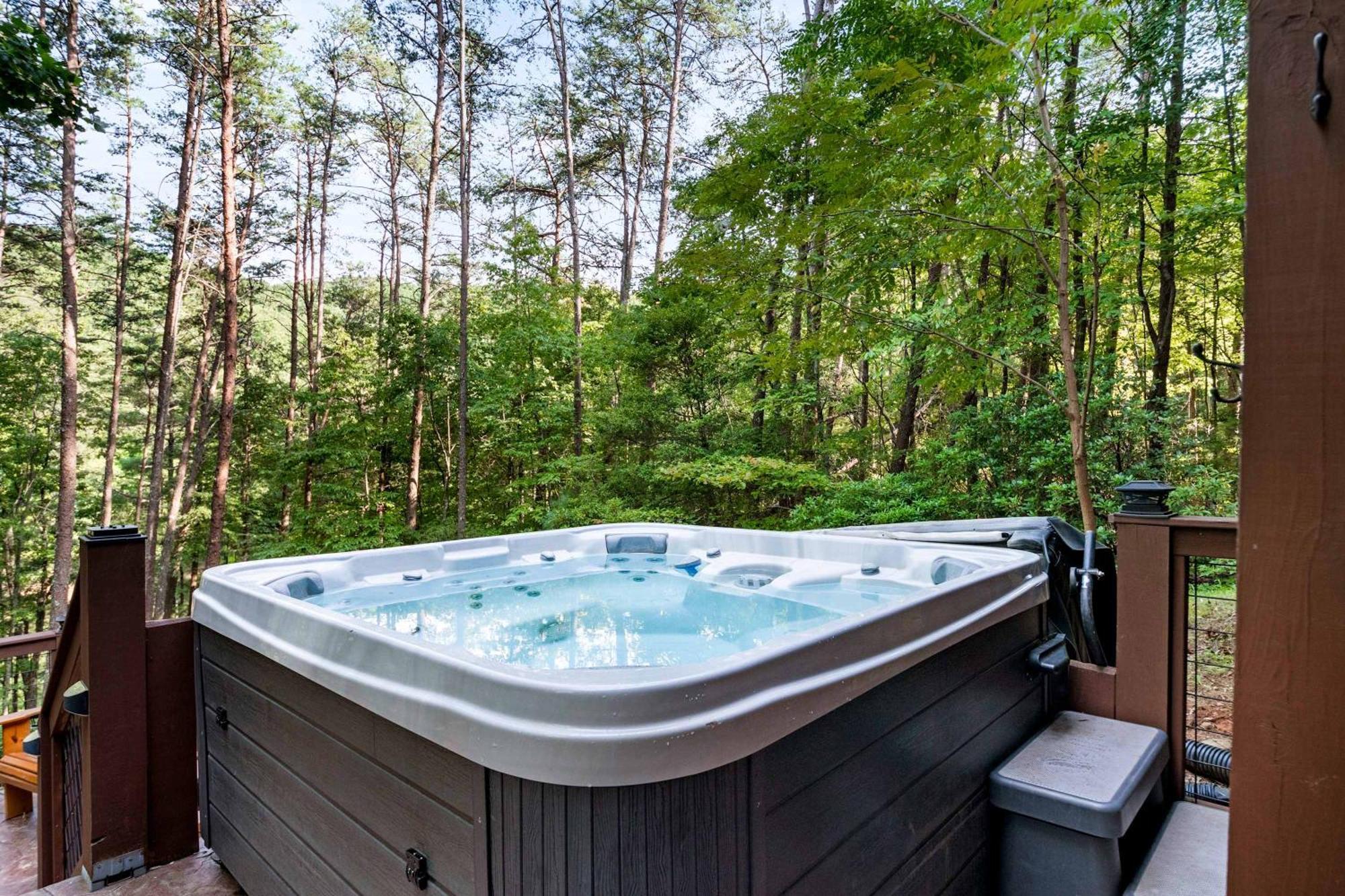 Lakeside Retreat Hot Tub Fishing Hiking Ellijay Esterno foto